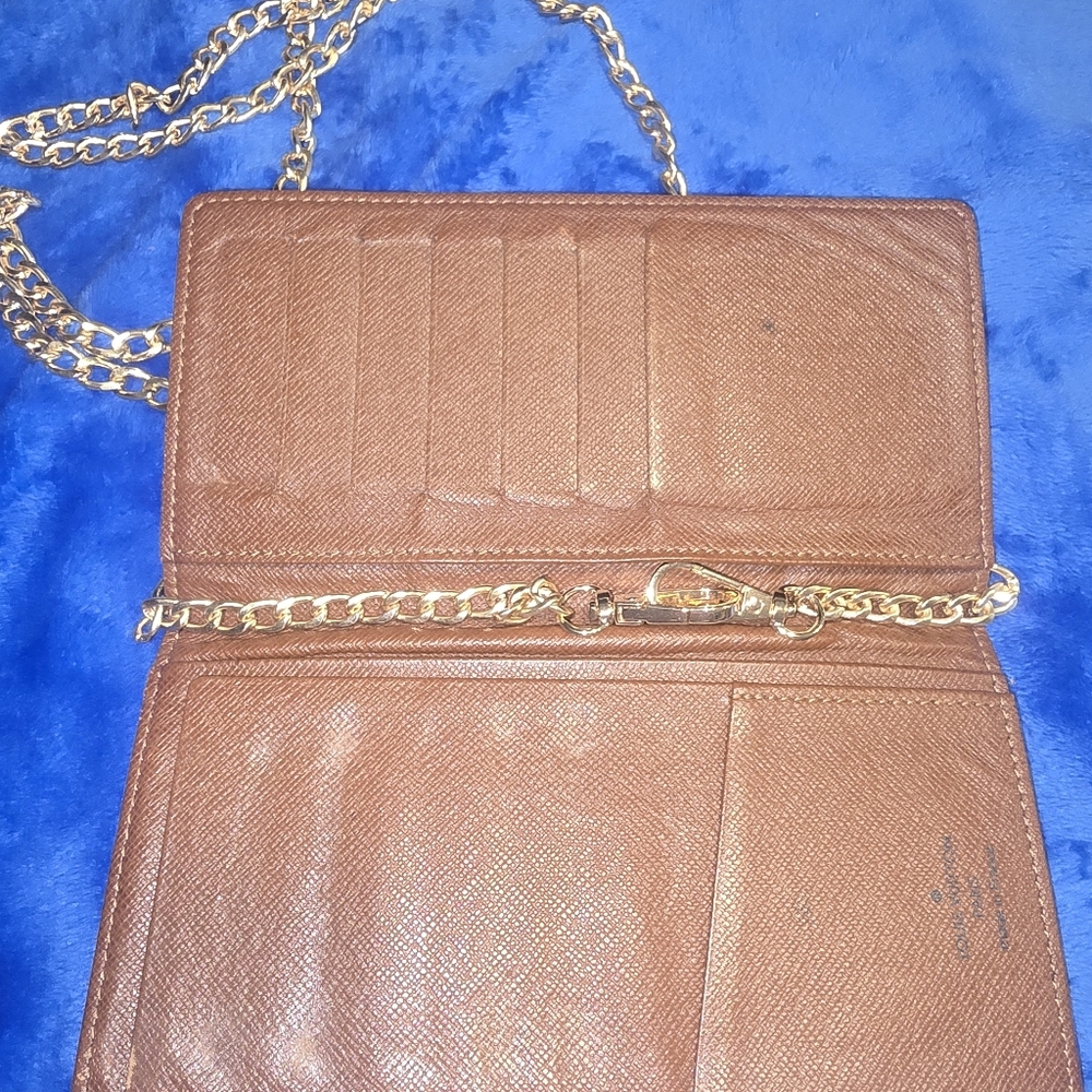 Louis Vuitton Monagram Sarah Wallet LV - Picture 5 of 8